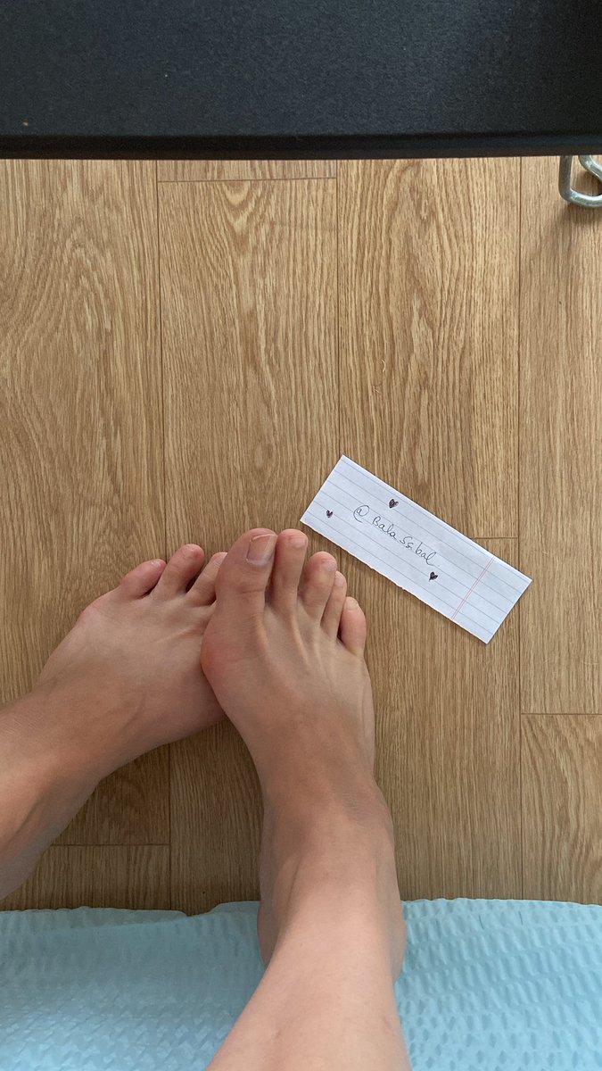 BalaSsibal's tweet photo. I’m on vacation in South Korea but I don’t forget you #feet #FOOTFETİSH #lovefeet #fetichistespied #feetworship #feetpicsforsales #feetbuy #feetpicsforsales #피트 #발 #페티시즘발 #사진 feetfinder https://t.co/ZZWPZWrEQs