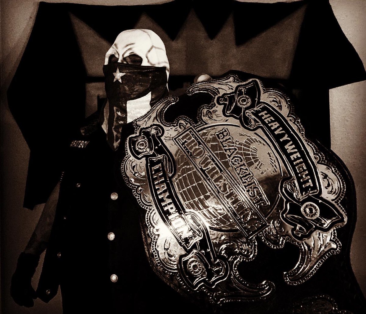 Papo_Esco's tweet photo. Demon time 😈 @BlacklistPro Heavyweight Champion @Papo_Esco #RobTheHouse🏚 #BeastFromTheBodega🇵🇷 #Bodega🇵🇷 #GorillaReyGordo🦍 #KingFatBoy🖕🏽🤬🇵🇷 https://t.co/btwaBp6BAu