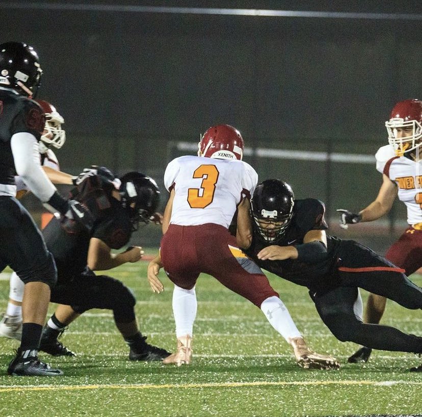 ajfowler85's tweet photo. @CoachBMidkiff I might as well do one with you #beatriver https://t.co/hsUk3YgGyB