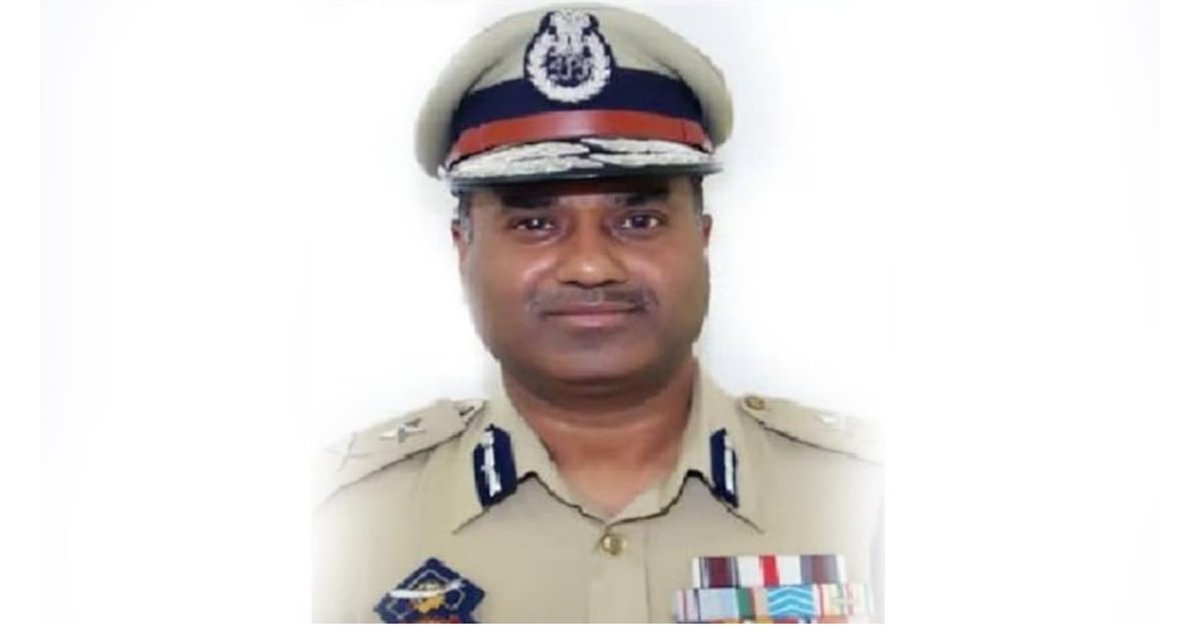 PoliceOfIndia's tweet photo. Tragic News 
J&amp;K's DG (Prisons) Hemant K Lohia was found murdered at his residence. police suspecting his domestic help as the main culprit.
Om shanti https://t.co/TaiEA8B1kc