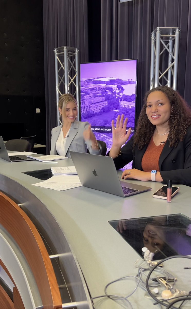 .<a href="/NNN_News/">Northwestern News Network</a> is back! Proud of our whole team for making the first show of the year so smooth. Shoutout EP <a href="/taliakalman/">Talia Kalman</a> and all of our new first years who dived right in and helped with tonight’s production.

WATCH: youtu.be/StFNc3vCyBo