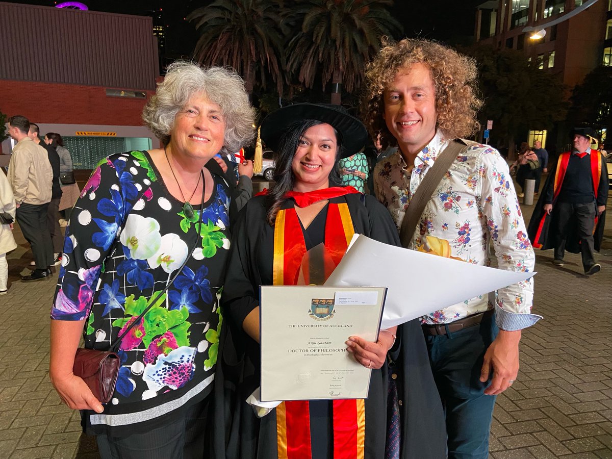 Lear Lab tweet media