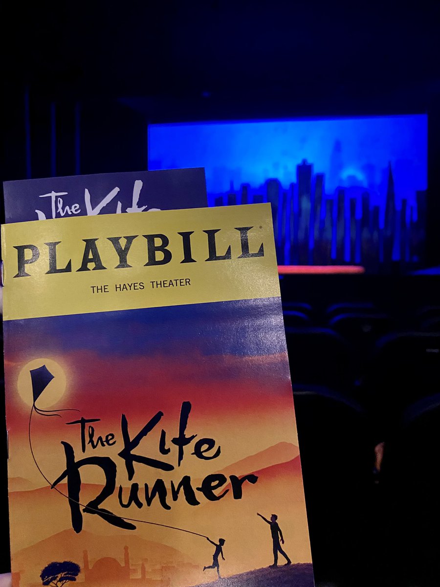 @kiterunnerbway is one of the most powerful Broadway plays I’ve seen. This book by @khaledhosseini is one of my top 5. I feel so lucky to have seen @AmirArison in this. He was incredible! #kiterunnerBway 🪁#Broadway
