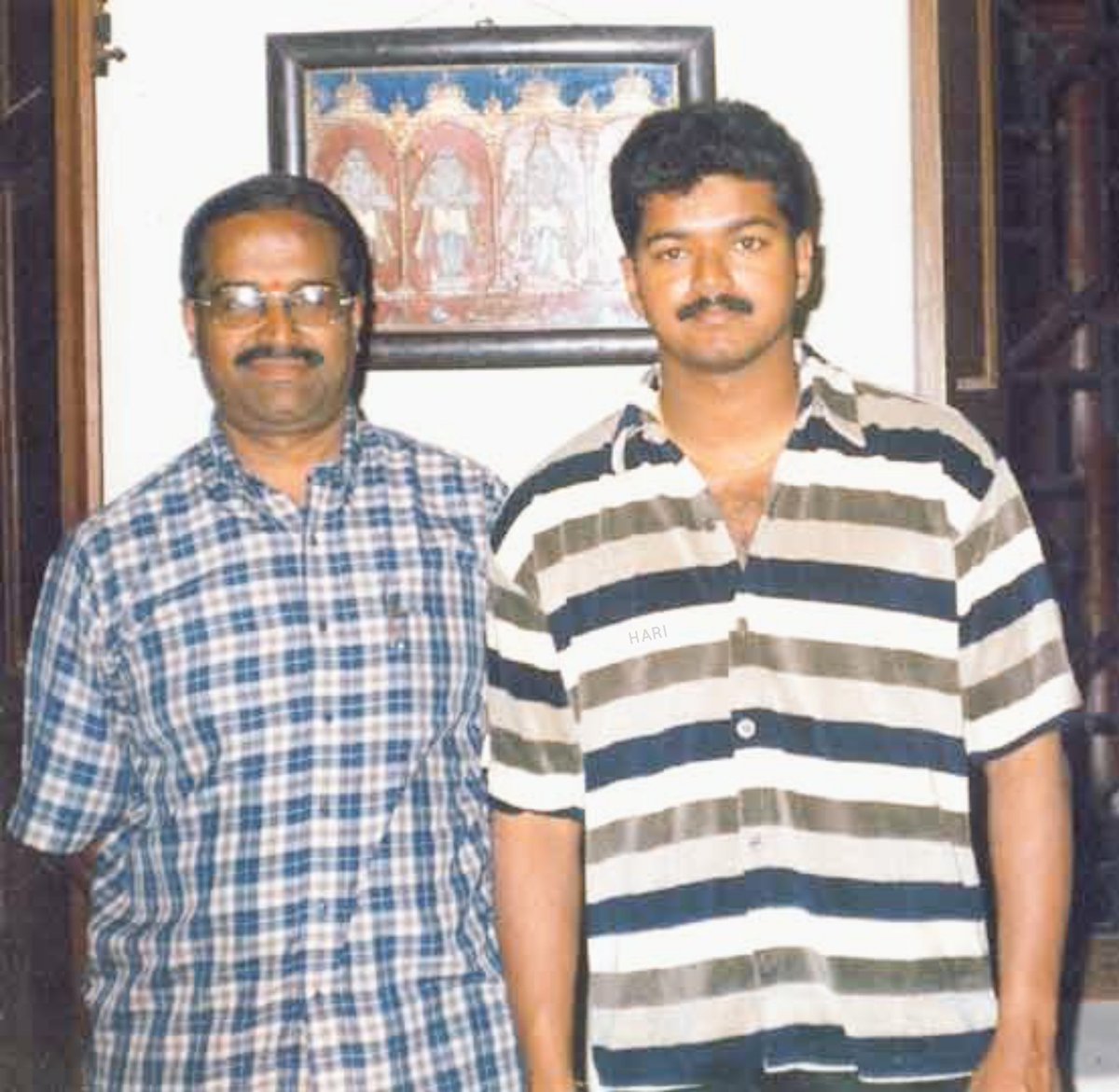 KVFC_Official's tweet photo. Unseen pic of @actorvijay 🖤 #Varisu https://t.co/s5ebpupUIo