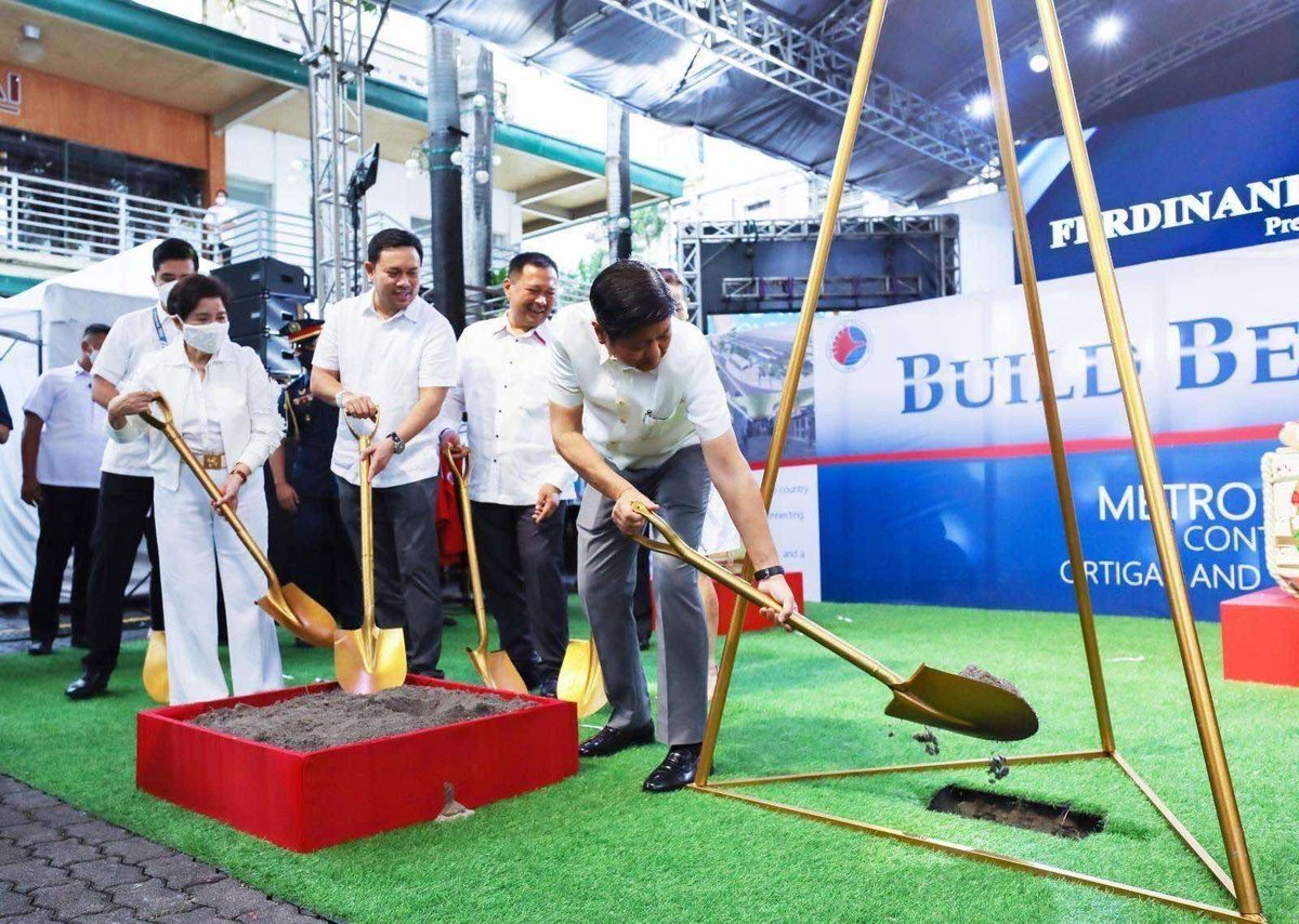 jvejercito's tweet photo. MANILA SUBWAY SYSTEM!!!

Joined President Bongbong Marcos,  for the groundbreaking of the Metro Manila Subway!

Itong ang matagal ko na pong pangarap at isinusulong.  Dahan-dahan ng nagiging katotohanan!

Railway is the only way! 🇵🇭

#JVTheGoodOne
#BuildBetterMore https://t.co/RdMrMICQhw