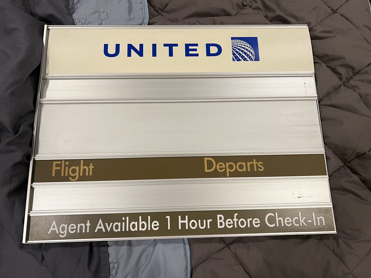 atrude777's tweet photo. When I say I am a Nerd…
Managed to find an old United Gate Sign! It’s gonna be hung up in my apartment along with my beverage cart! 😁
#nerd #aviation #collectibles #items #gatesignage #signs #flights #flightinformation https://t.co/wkR37KYoA9
