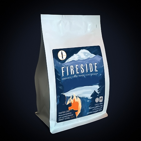 Fireside is back, with a brand new bag!
Notes of holiday spices and dried fruit, this coffee is perfect for sitting by the fire on those cold grey winter days.
This awesome new design is from Christina Dean, check out her work at @deanosartndesign and dribbble.com/christinadean