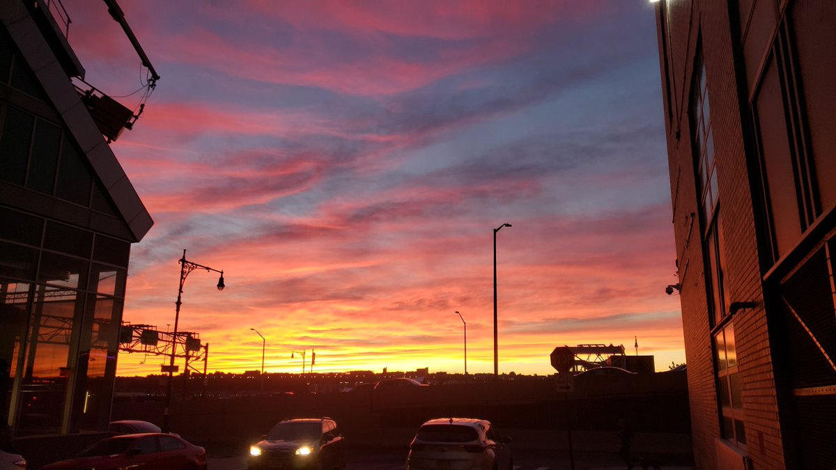 LeeMILBY's tweet photo. #sunsetsforgeorgie https://t.co/hbDrH9A5xs