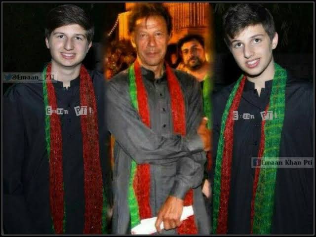 BaberGulzar1's tweet image. انشاءاللہ فتح عمران خان کی ہوگی  . پاکستان کے اگلے وزیراعظم عمران خان