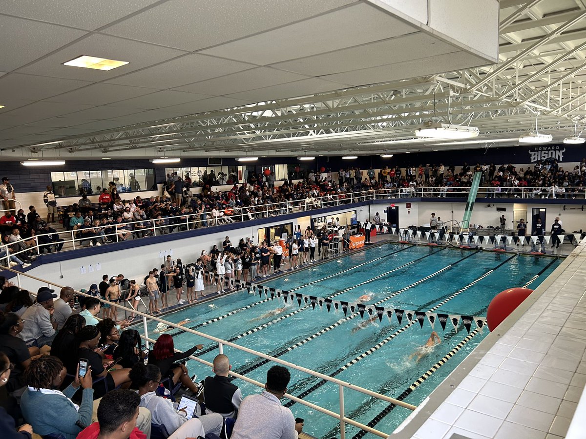 HUSwimming's tweet photo. They say a picture is worth a thousand words...
This one says way more than that! https://t.co/565uuEgsWe
