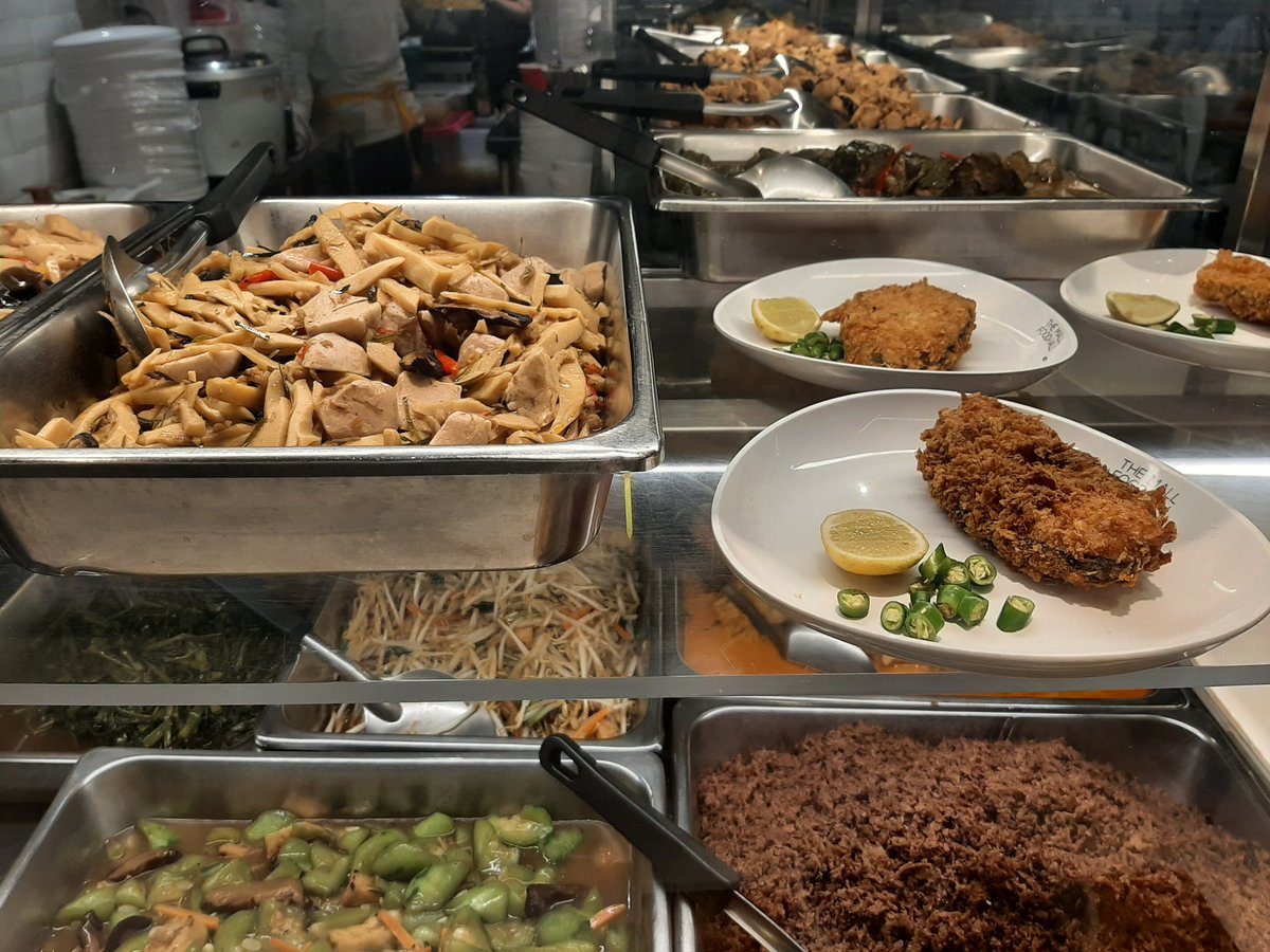 GinSiWaa's tweet photo. ข้าวต้มแฮปปี้แลนด์ #บางกะปิ
วันสุดท้ายของเทศกาลกินเจ 
กับร้านที่อร่อย และมีเมน��ให้เลือกทาน
เยอะ เจ้านี้ขายเจทุกปีแวะไปเลือกทานกันได้นะ
⏰ 10.00 - 22.00 น.
📍Food  The Mall บางกะปิ
@aroii @Kin24hrs @aroypaidaek
#เทศกาลกินเจ #อาหารเจ 
#อร่อยบอกต่อ #อร่อยจนต้องรีวิว https://t.co/2MmFJ65jlp