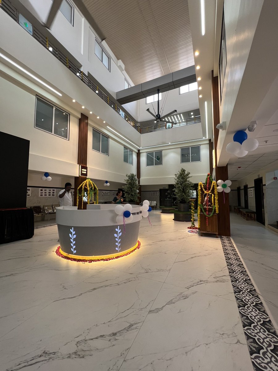 NmdInteriors's tweet photo. Opening ceremony of Dr Kelkar Hospital sangola designed by @NmdInteriors received blessing from @ChDadaPatil @DeshmukSubhash https://t.co/QmfG1BwMev