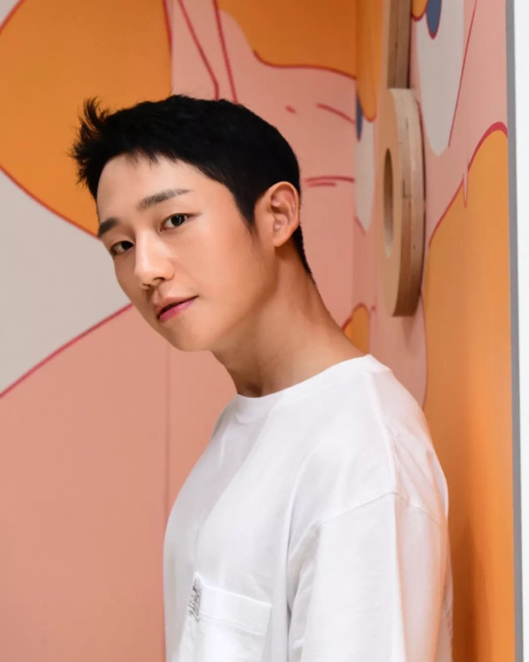 hollies-global-on-twitter-interview-221004-the-face-of-dp-is