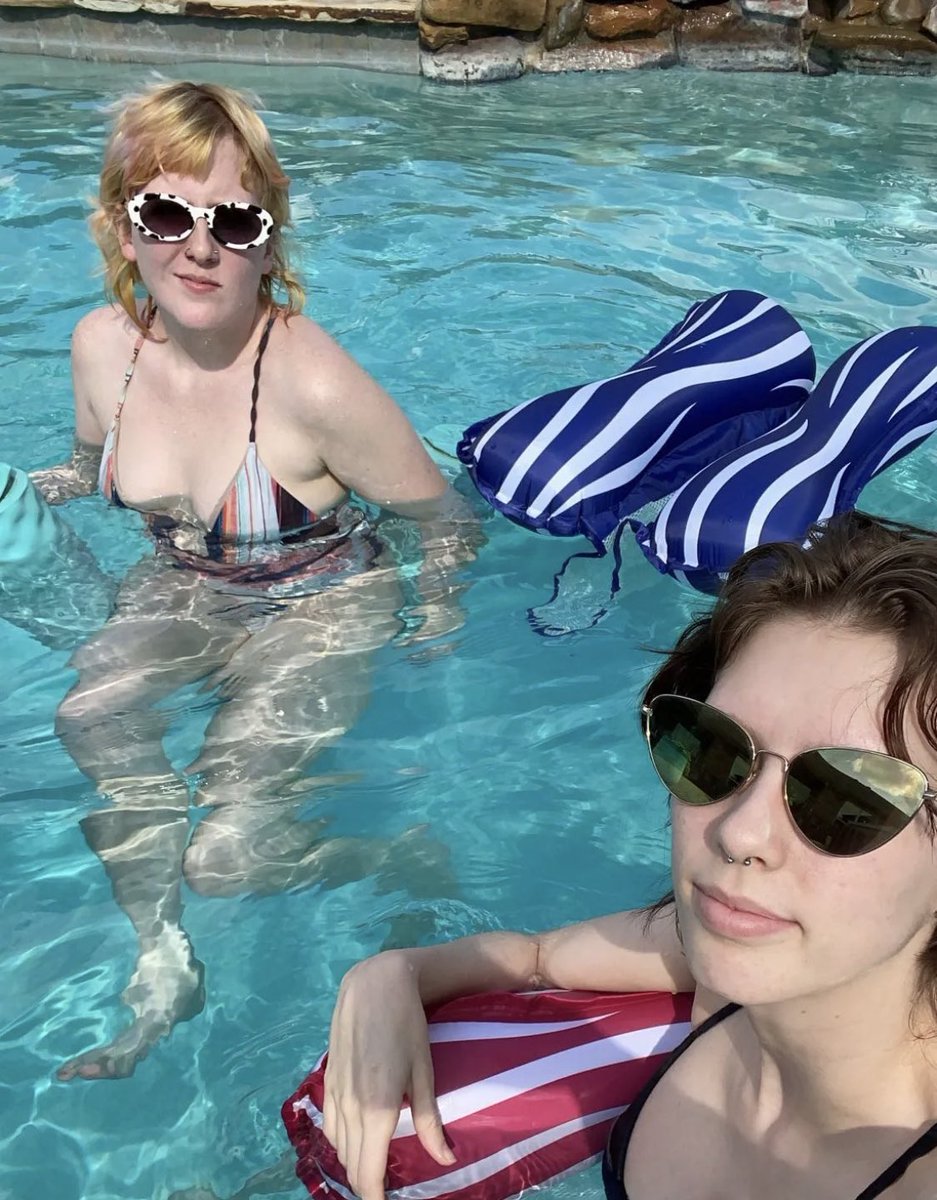 yearnoclock's tweet image. boyfriend day but husband style with my tuesday