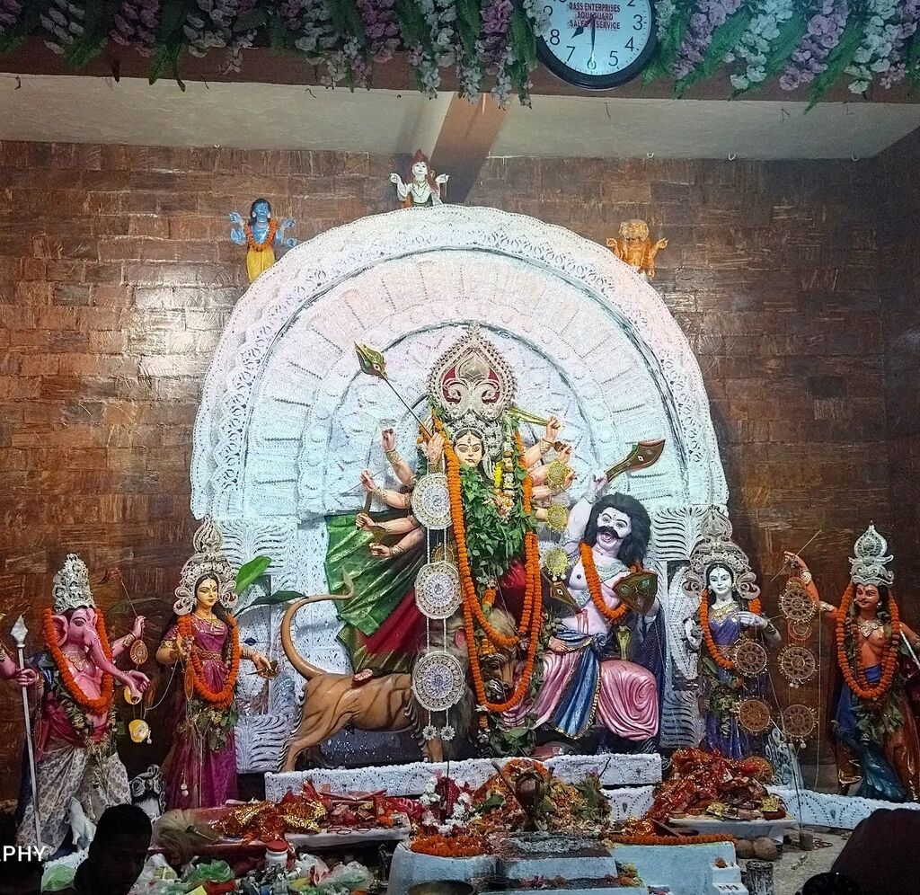 MyPhotography_G's tweet photo. #BhadrakDurgaPuja
Durga Puja at #Gandhi Padia, Bhadrak.
#DurgaPuja #OdishaDurgaPuja #DurgaPujaInOdisha #DurgaPujaInBhadrak #DurgaPuja2022 #Bhadrak #Odisha #DeviDurga #Durga #MaaDurga #DurgaPujaPandal #DurgaMata #MyPhotography #GapuPhotography #Gapu #G… https://t.co/wCvNuc5ax4 https://t.co/mQsyV2m9ss