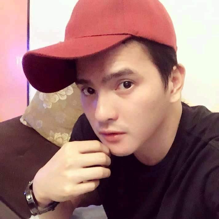 SUPER bait super mapag mhal Bunso nasayo na ang lahat Bunso hndi tlga ng sisisi na ikaw ang sinusuprtahan ko dhil sa ugali m wla sa iba na ikaw lng ang meron gniyan ugali SA dmi mong napapasaya tao kaya I believe tlga ako sau Bunso

#TiktoclockGMA
Mygzmolino