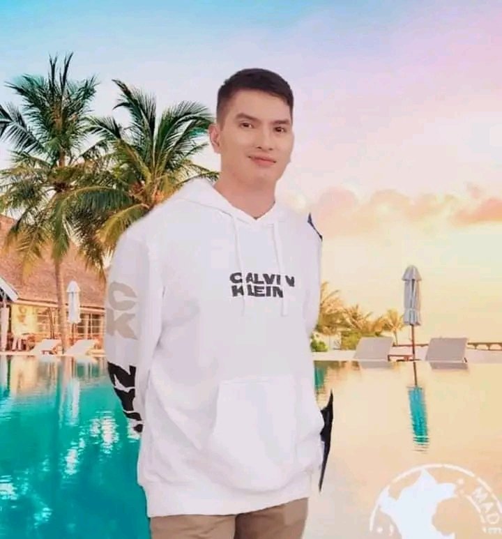 Ikaw lang ung kilala kong  artista wla ka Arte.Arte sa buhay at marunong mkisama kaht kaninu mpa bata man o matanda ok na ok sau kaya lalo ka nmin minahal dahil jan bunso we love u po 

#TiktoClockGMA
MygzMolino