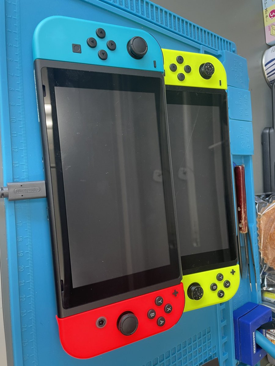 iphonekashihara's tweet photo. Switchの修理もやっております。
スプラトゥーンのやりすぎでスティック壊れてないですか？お任せ下さい★

#Switch修理 #Joycon修理 #橿原 https://t.co/Nmy6PDSERG