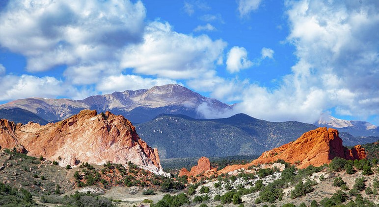 New blog post: How to find your aesthetic and voice – Pay Attention -> ejgwrites.blogspot.com <a href="/SCBWIRockyMtn/">SCBWI Rocky Mtn (NOT MONITORED)</a>
 #kidlit  <a href="/SCBWI/">scbwi</a>
 #fiction