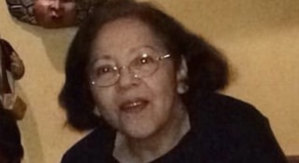 ChandlerPolice's tweet photo. π¨ Missing Adult from The Town of Gilbert π¨
73-year-old Maria Cristina Vasquez was last seen at her home near Lindsey & Queen Creek Rd at 7 AM today. Vasquez is 5' 1", 150lbs with brown eyes & black hair. Vasquez has been diagnosed with Alzheimers. Call #GilbertPD 480-503-6500 https://t.co/FbOdSClDCC