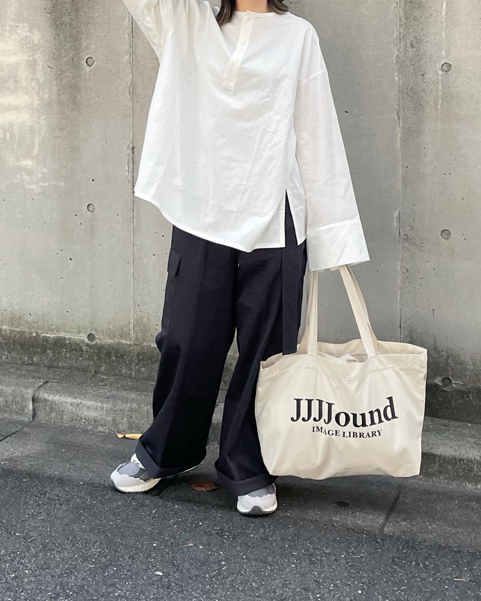 herit__official's tweet photo. 22AW.
Russian Army Henley neck Pullover Shirt

明日10/5 12:00までのご予約になります。
みなさま是非にです。

#herit 
#エリタ https://t.co/irfR5g5E6F