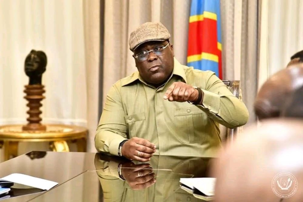 ANyebene's tweet photo. Le Chef, le Guide, le Leader du Congo. Le meilleur joueur du CACH. Il n’aime pas les voleurs et les violeurs lui. C’est un grand esprit. Le BÉTON. 
@BenitaNtumba @elogemwandwe @AugustinKabuyaT @fatshi13 @UdpsArizona @udptshisekedi https://t.co/6LUIXgybsI