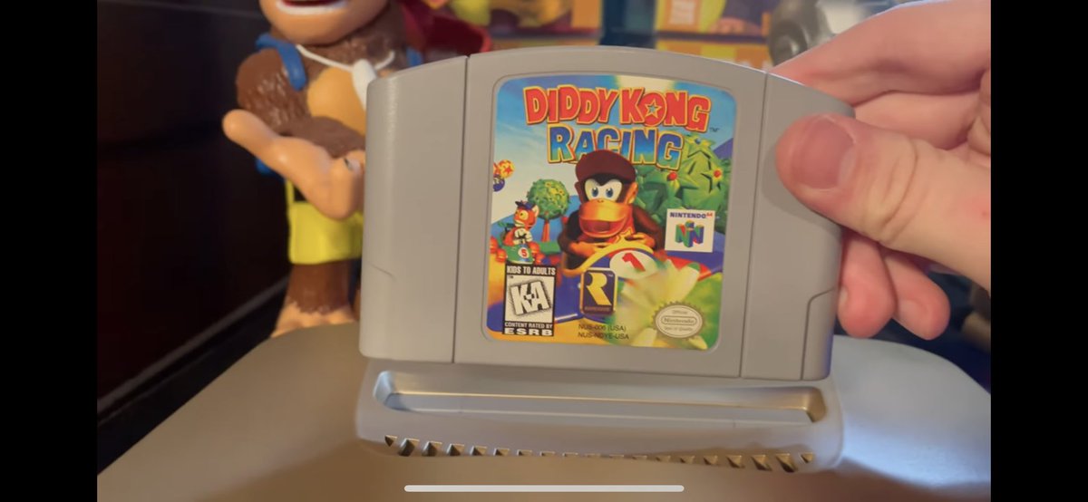 jiggylookback's tweet photo. Whatโs the first thing that comes to mind when you see this?
#diddykongracing #nintendo #rareware #n64 #nintendo64 #banjokazooie #conkerthesquirrel #timberthetiger #tiptuptheturtle #pipsythemouse #krunchthekremling #bumperthebadger #diddykong #drumsticktherooster https://t.co/ehUhomoy8s