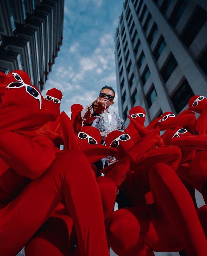 Ahsanteni watu wangu wa Twitter Kwa kunikaribisha vyema gonga like na retweet twende sawa.....🙏