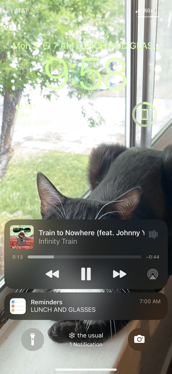 007bruceywayne's tweet photo. THEY PUT TRAIN TO NOWHERE BACK ON SPOTIFY!!! OMG!!! #InfinityTrain https://t.co/t6eLjDOkkr