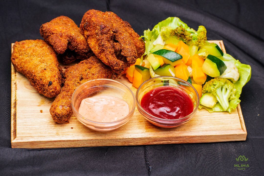 Chicken is a delicacy for many and with the 15% discount, you can now order all the chicken that you want🥳🥳.

🔗mlimacafeug.com 

#MlimaCafe #UGAt60