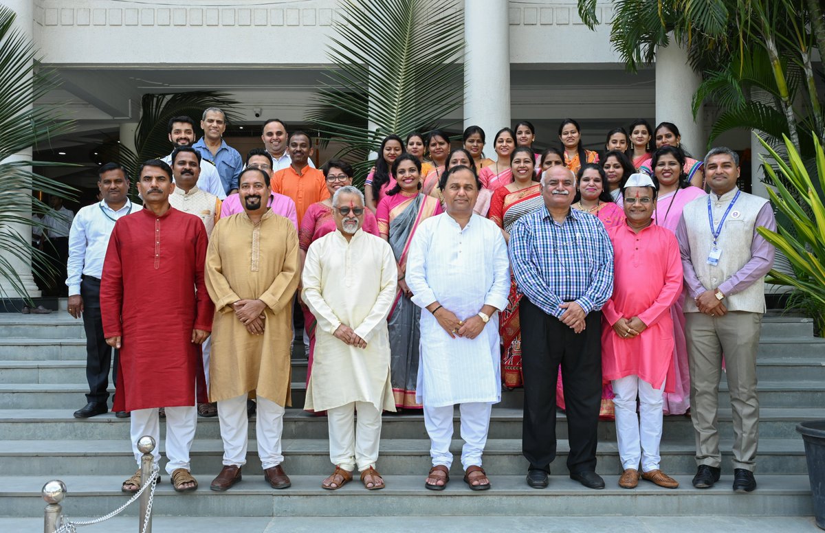 mitadtpune's tweet photo. The Khandenavami Pujan was celebrated with full force as just like every year. 

As a tradition of MIT, Khandenavami is celebrated enthusiastically and auspiciously. A Shastra Pujan is one of the most important parts of the puja.

#MITADT #Dussehra  #festivevibes #KhandeNavami https://t.co/0fS8DeBGtK