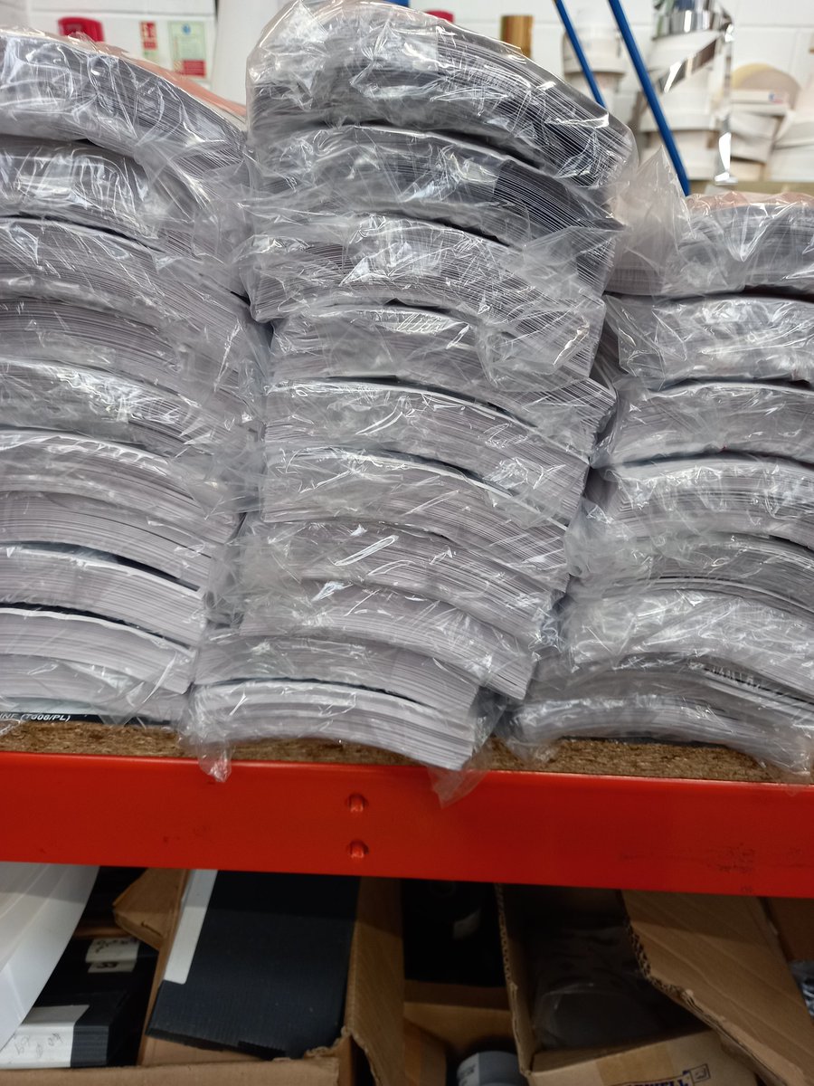 CutEdgeLabels's tweet photo. A wall of sheeted labels on the bench....
#labels #sheeted https://t.co/GK4nydPNyH