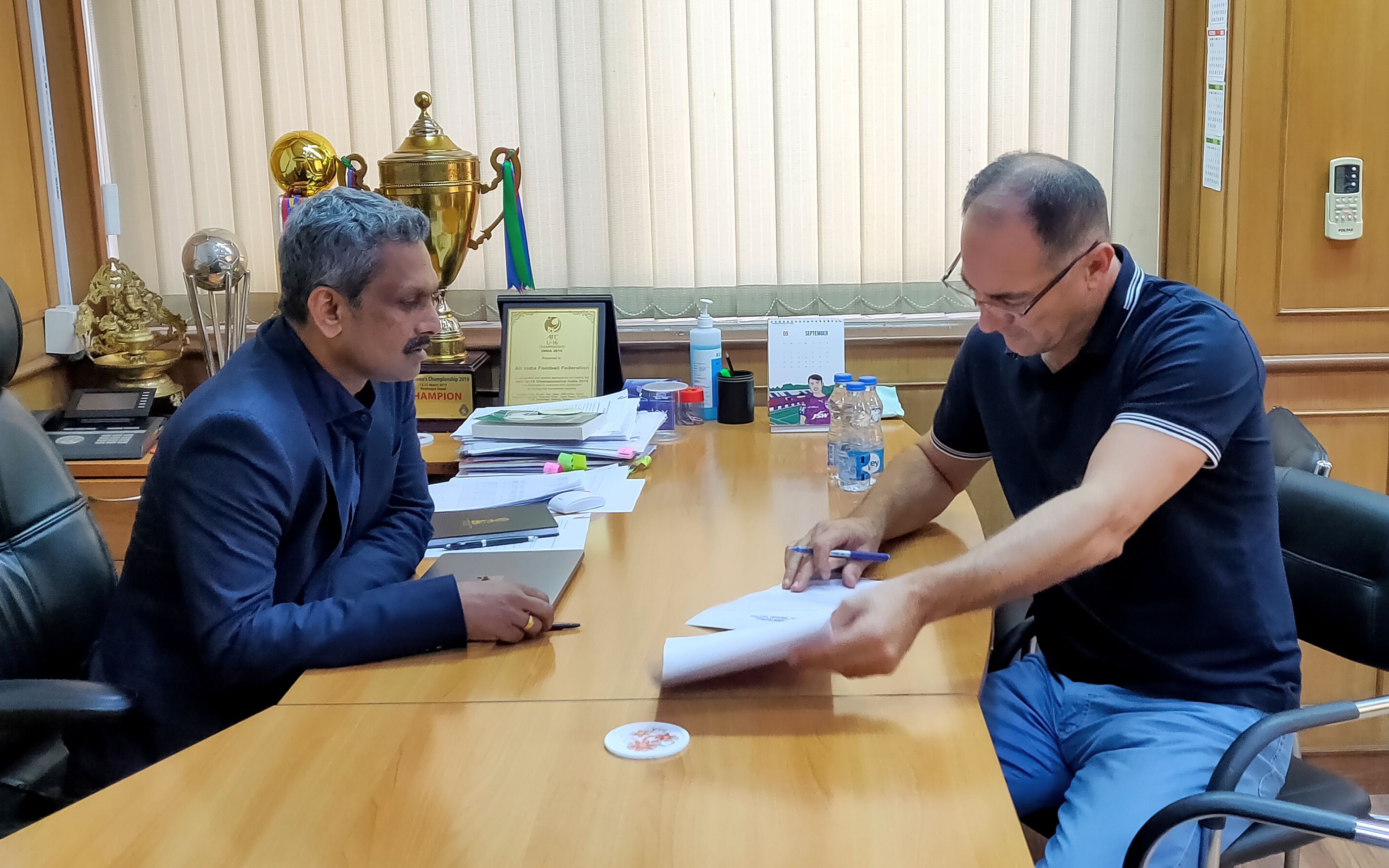 Igor Stimac Extension: It's official, Croatian coach gets contract extension till Asian Cup 2023, fate to be decided after tournament, Indian Football LIVE