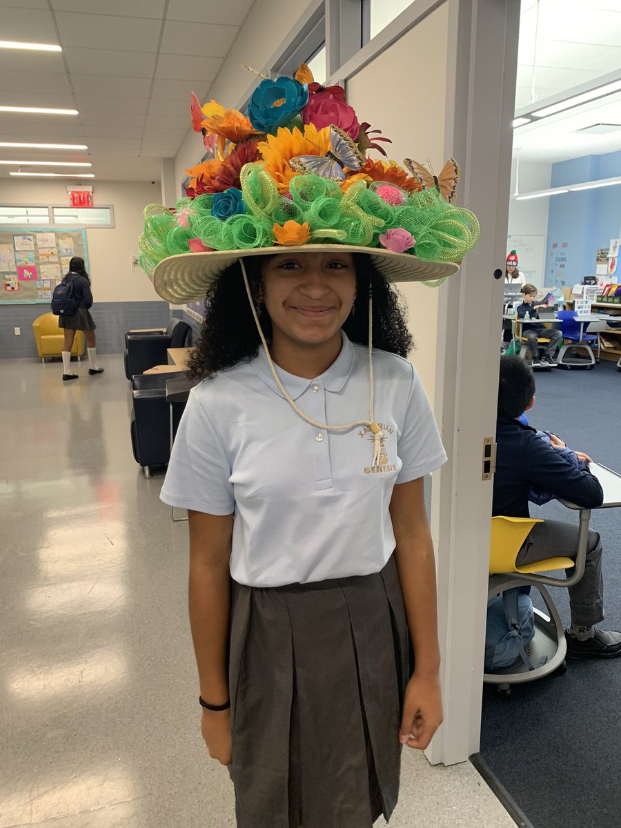 msromeroxhs's tweet photo. Let spirit week begin! Crazy hat &amp; sock day was a huge success. Who will win? 👒🥳 https://t.co/H8gVYdDpPG