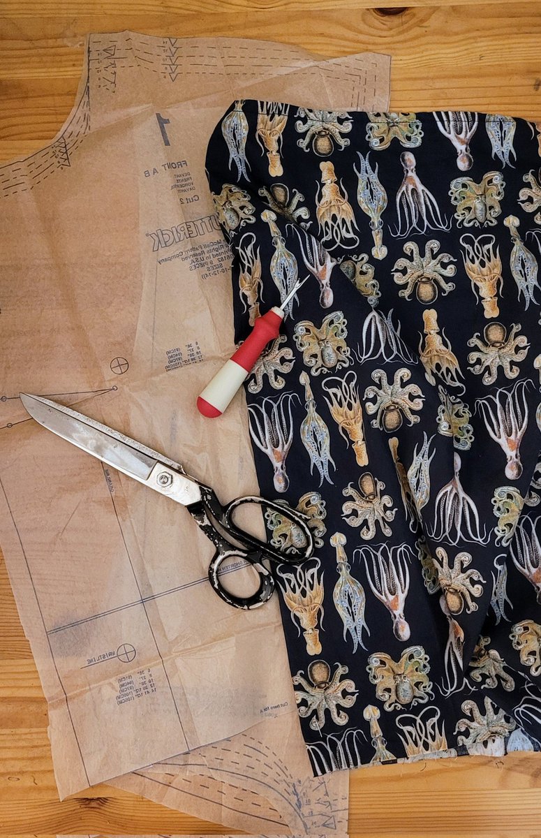 Sophie Russell (@sophkaterussell) on Twitter photo #PhD'ing by day👩💻☀️, #crafting by night 🪡🌔 current project: #upcycling this awesome #octopus fabric for <a href="/Alice_R_Jones/">Alice Jones</a> so she can get more wear out of it 😊 I love being able to give a garment a second life! ♻️ #PhD'ing by day👩💻☀️, #crafting by night 🪡🌔 current project: #upcycling this awesome #octopus fabric for <a href="/Alice_R_Jones/">Alice Jones</a> so she can get more wear out of it 😊 I love being able to give a garment a second life! ♻️
