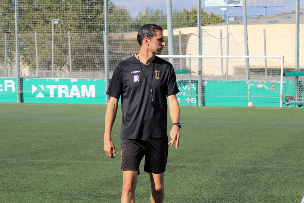 ue_cornella's tweet photo. ⚽️👀 𝓜𝓐𝓡𝓣𝓔𝓢 👊🏻

🏋🏻‍♂️ ¡Los hombres de @GonzaloRiutort dejan atrás la jornada de descanso y comienzan a preparar el compromiso del sábado 🆚 @CD_Alcoyano!

#HoHemDeViure 💚 https://t.co/duocuKwIoh