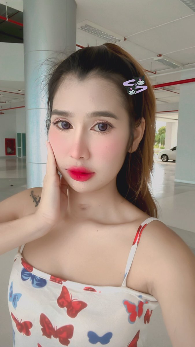 Epedoooo's tweet photo. มีอะไรดีดี ใต้คอมเม้นน งับบบ https://t.co/EVnh0yhzjY