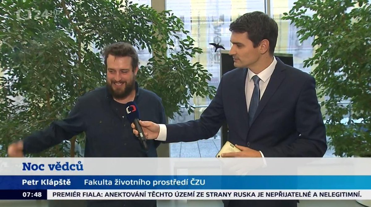 petrklapste's tweet photo. Letošní @nocvedcuCZ byla skvělá, díky všem, kteří se přišli podívat. 👨🏻‍🔬🌲

https://t.co/m88hZ3qYXx https://t.co/deTC2r5G0a