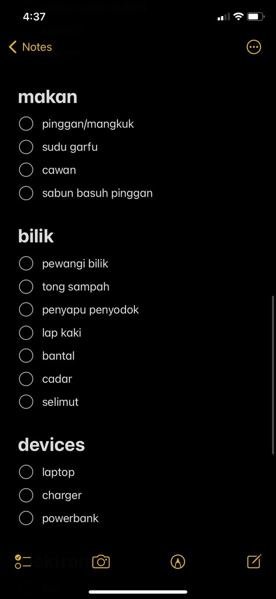 jiicantik's tweet photo. ni list barang nak bawak pergi kolej, kalau ada yang takcukup, tolong tambahkan https://t.co/pn1qVyMyPS