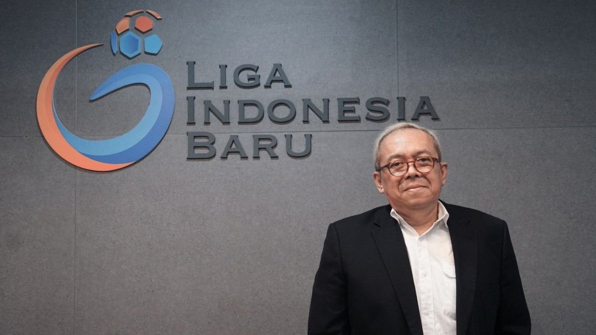 papantengah's tweet photo. KAPAN MUNDUR?!

Gesture positif sudah ditampilkan aparat keamanan (TNI/Polisi) untuk menindak anggotanya, namun kita semua tidak melihat itu dalam tubuh PSSI dan PT. LIB. 

Jangankan mundur, mengakui adanya kesalahan pun tidak keluar dari mulut PSSI dan PT. LIB. #MC https://t.co/mCkRY3U48O