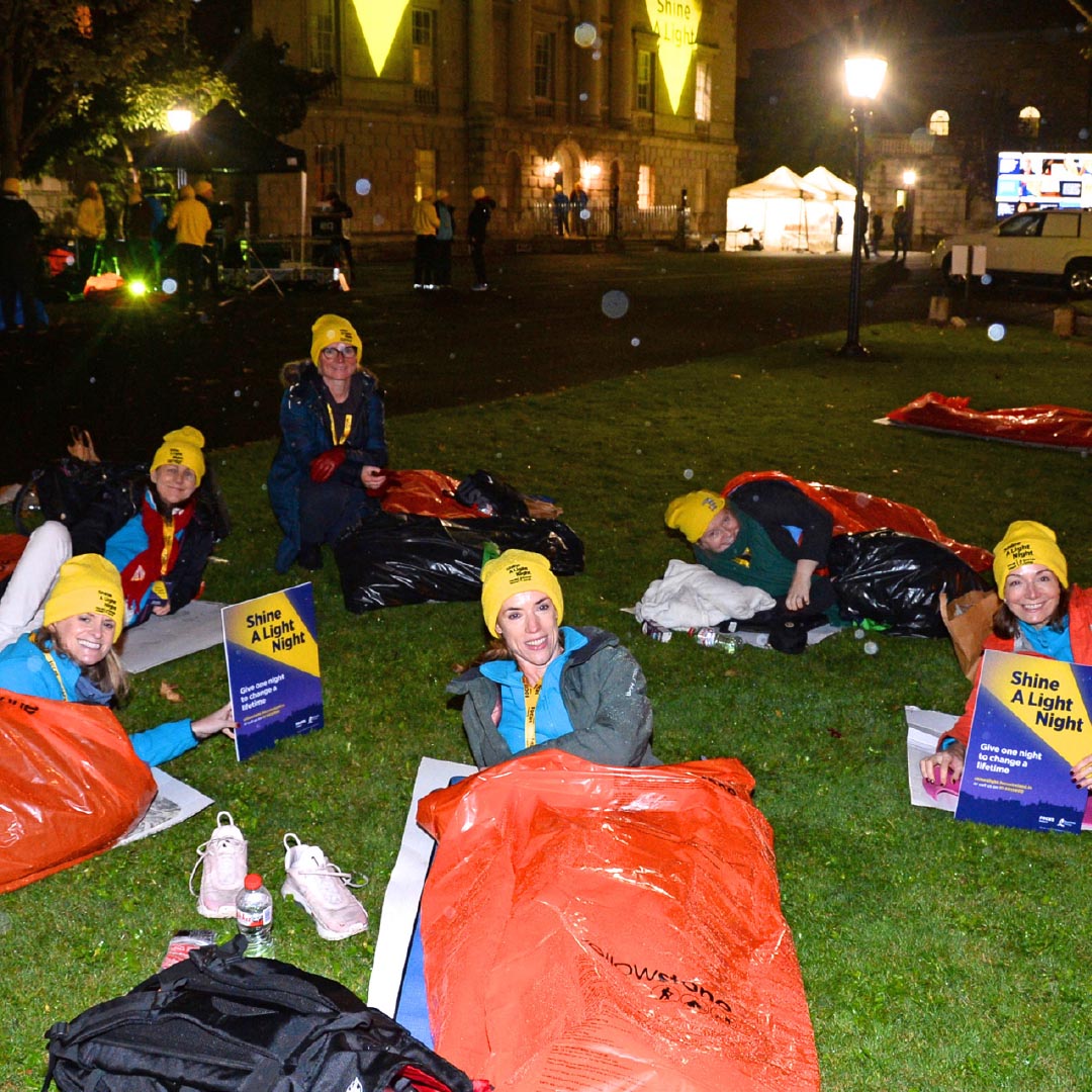 There are currently 1,483 families experiencing homelessness, including 3,220 children. Can you give one night to sleep out on #ShineALightNight to help end homelessness? Join us and Focus Ireland on Friday 14 October. Sign up and donate today: joinus.focusireland.ie/.../shine-a-li…
