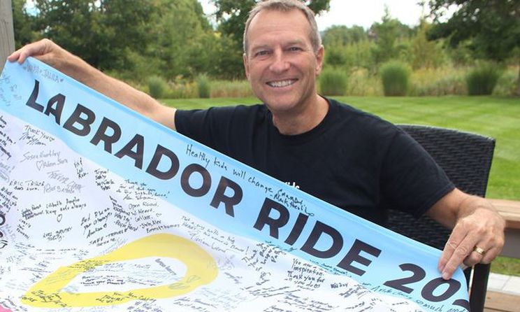 SimcoeNews's tweet photo. ‘We are incredibly grateful’: Wasaga Beach realtor’s long-distance journeys raise $1M for children’s hospitals
https://t.co/RSMYCjDJTZ https://t.co/qYf5zYxZEq