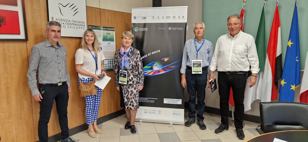 BiovalueProject's tweet photo. π @BiovalueProject was at the β3rd WORLD CONFERENCE ON THE REVITALIZATION OF THE MEDITERRANEAN DIETβ, in #Bari!
π’ Check: https://t.co/N8ycryJf4N
#biodiversity #agrobiodiversity #agrifood #conference #healthydiet #biovaluecrops #underutilzedcrops #mediterraneandiet #diet #food https://t.co/PJtCMRMk3w