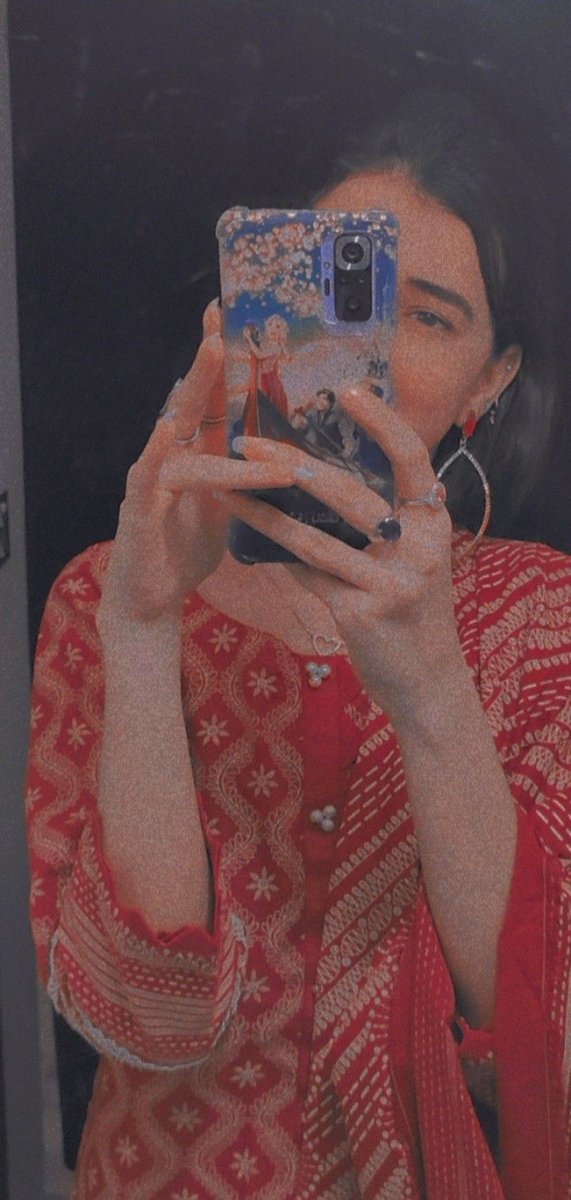 مہ يارانه کله کوله 
په مينه مينه دې کتل مئين دې کړمه
🙊🙈🙈🤭