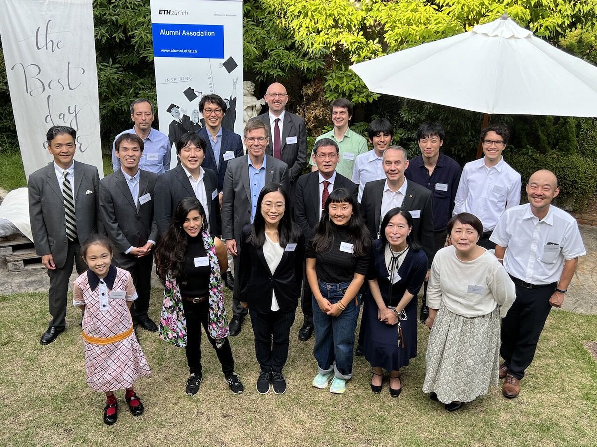 MariusDrLutz's tweet photo. On the last day of my six-month exchange at Kyoto University I enjoyed attending the #ETHAlumni event hosted by the Consulate of Switzerland in Osaka. It was a great opportunity to connect to successful alumni from my alma mater in Japan. https://t.co/ycabJXPaTx