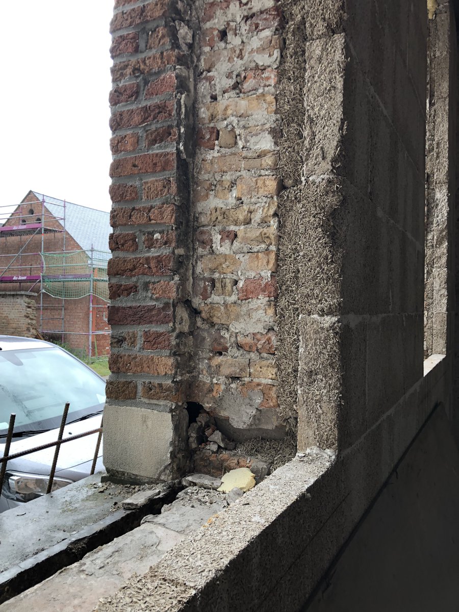 RENOVATIE MET HENNEPBLOKKEN: Voor de renovatie van dit 300-jarig voormalig franciscanessen-klooster te Arendonk werd gekozen voor hennepblokken bia-beton.nl/actueel/renova…