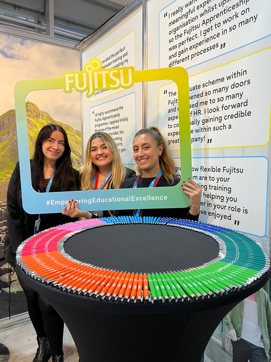 It’s #WorldSpaceWeek! We’ve got ‘an out of this world’ talk for you on Space Debris at #Day2 of the <a href="/schoolsummitNI/">School Summit NI</a> 🚀

Come find us to get some weird and wonderful treats!