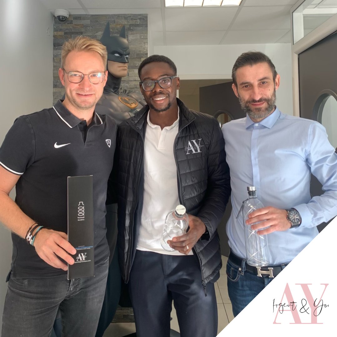 L'une des première société à nous avoir fait confiance.
Merci à Cédric et Ernest d'avoir également opté pour les cadeaux zéro déchet Silver'O ♻️.