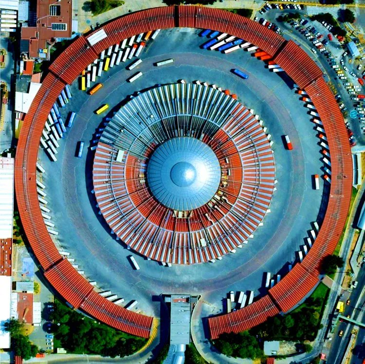 veredes's tweet photo. ¡Buen #dimartsurbans! 
Ciudad de México, México. Imagen cortesía de Daily Overview. © Imágenes de satélite 2016, DigitalGlobe, Inc. https://t.co/L1AHrz6WW1