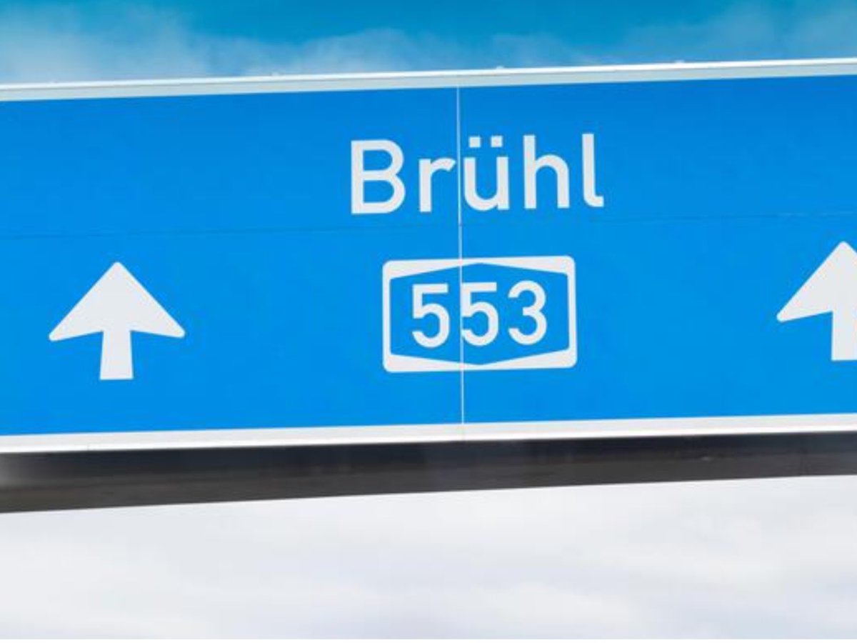 MytonSchool's tweet photo. Well done to students on the Bruhl German Music exchange. They have performed in a concert alongside German students &amp; were fantastic according to Head of Music, Ms Harrisson. The reward for their efforts? A trip to #Phantasialand theme park! https://t.co/dvx4FR8rnT
